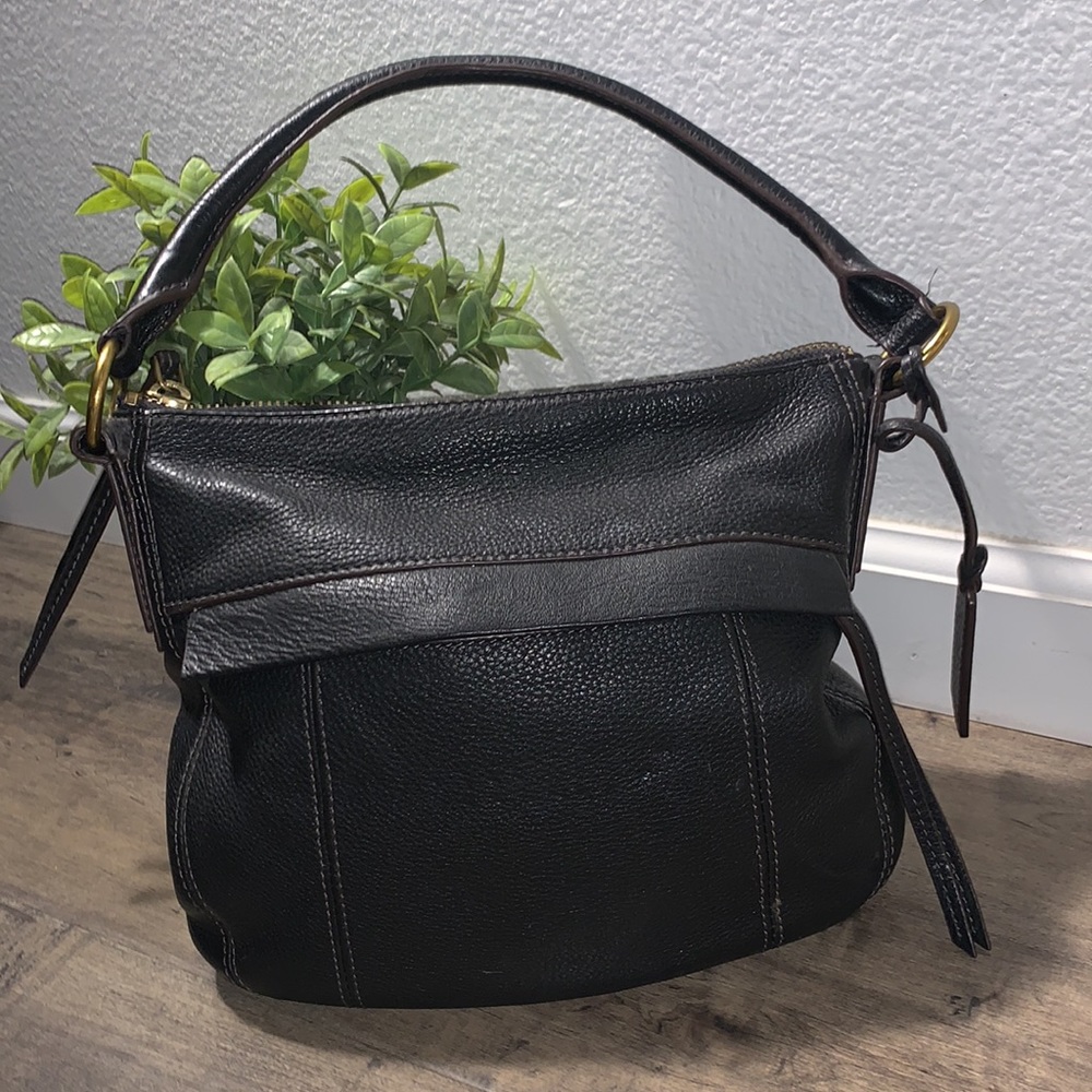 FOSSIL BLACK HANDBAG